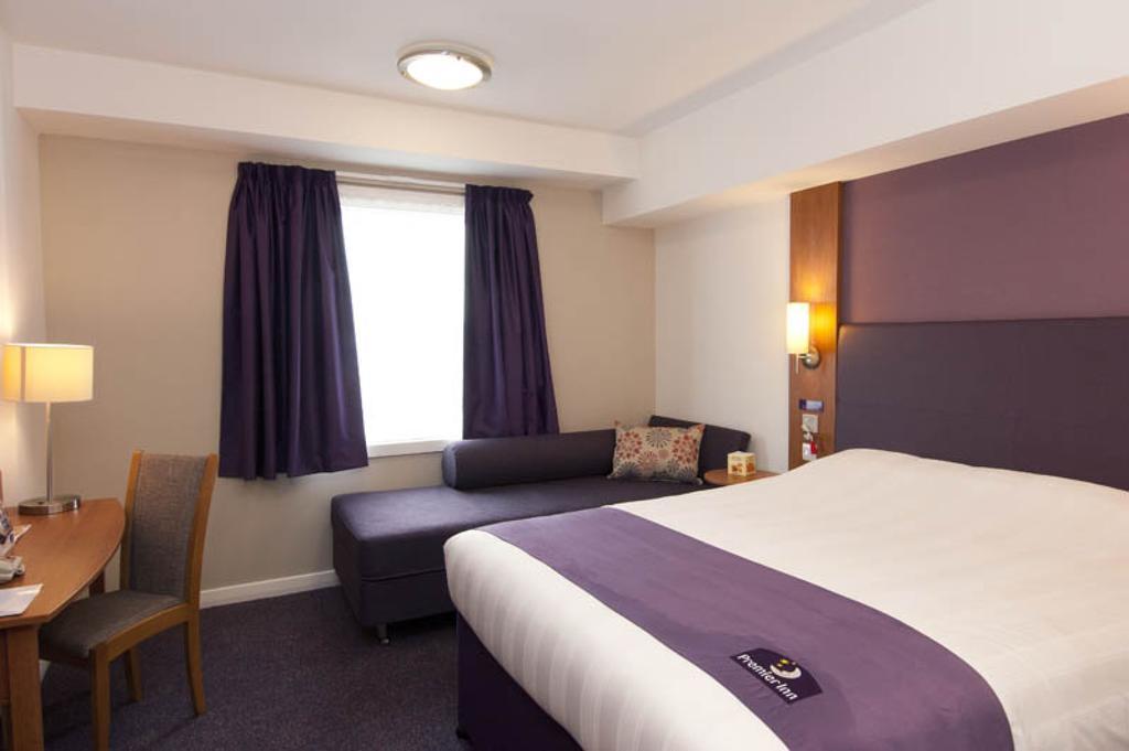 Premier Inn Stratford Upon Avon Waterways Oda fotoğraf