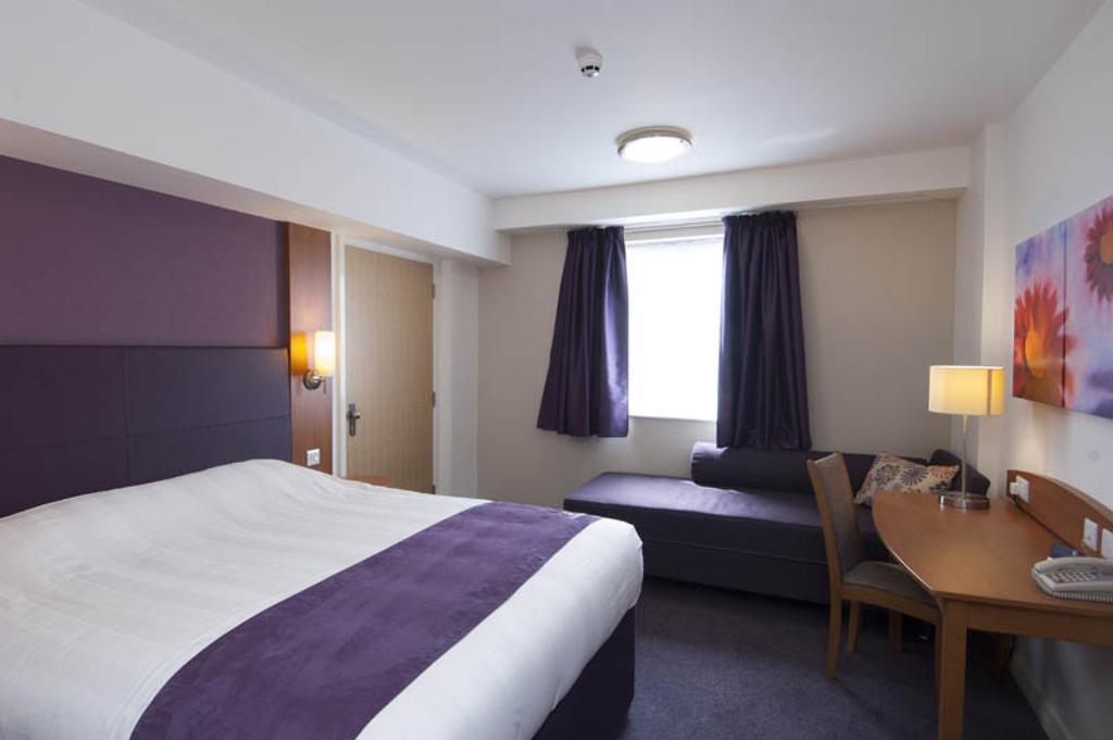 Premier Inn Stratford Upon Avon Waterways Dış mekan fotoğraf