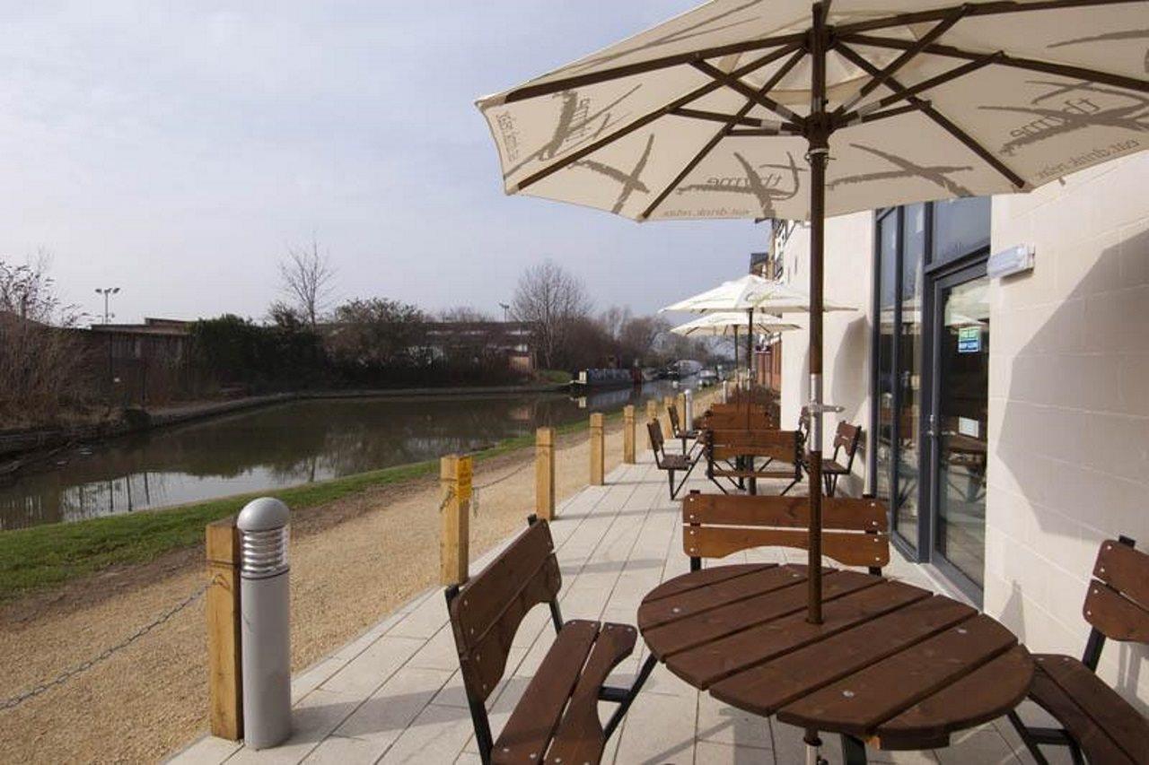 Premier Inn Stratford Upon Avon Waterways Dış mekan fotoğraf