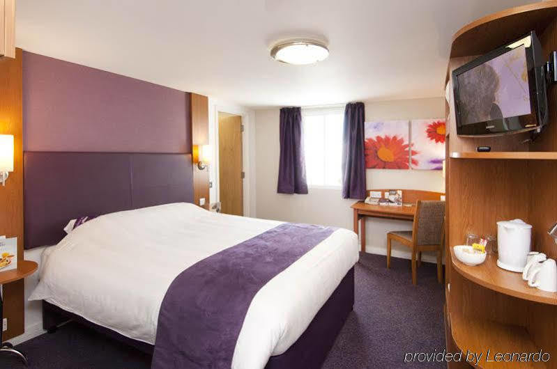 Premier Inn Stratford Upon Avon Waterways Dış mekan fotoğraf
